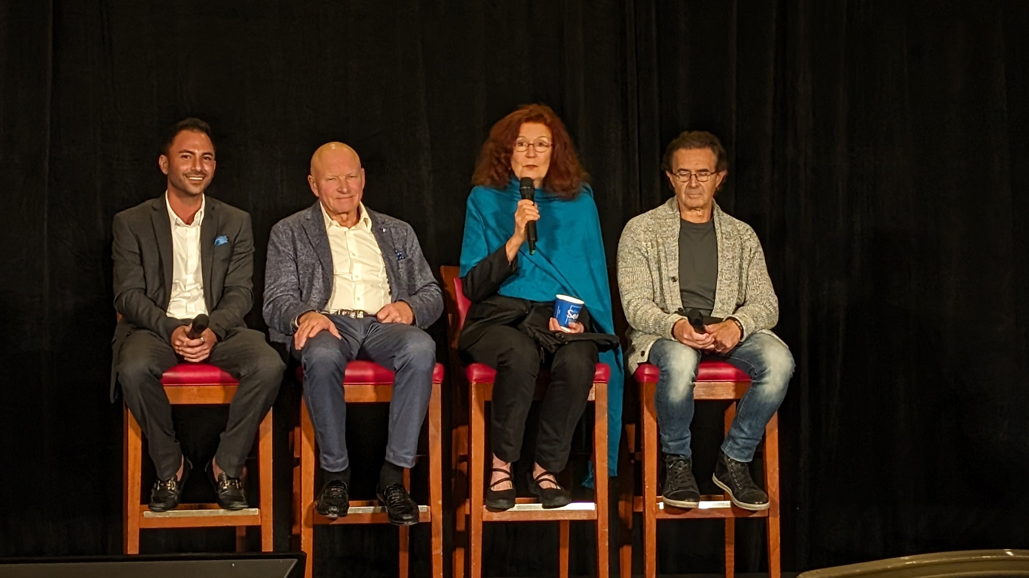 Bio-Well 3.0 Device New 2026 Model + Advanced Level 1 Certification Training + Community + Bi-Weekly Zoom Support + 1-Year Subscription Free + Charged Chakra Alignment Crystal Kit